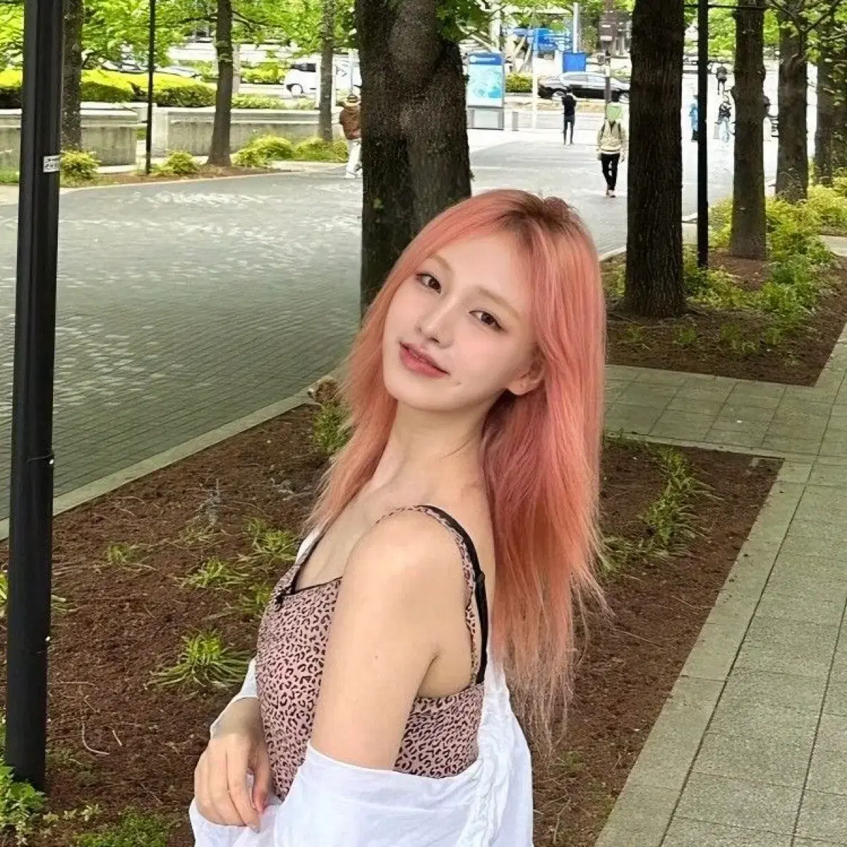 thumbnail-4